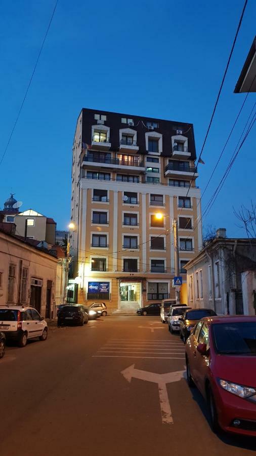 Arbans Elegant Apartment In The City Center Bukarest Exterior foto