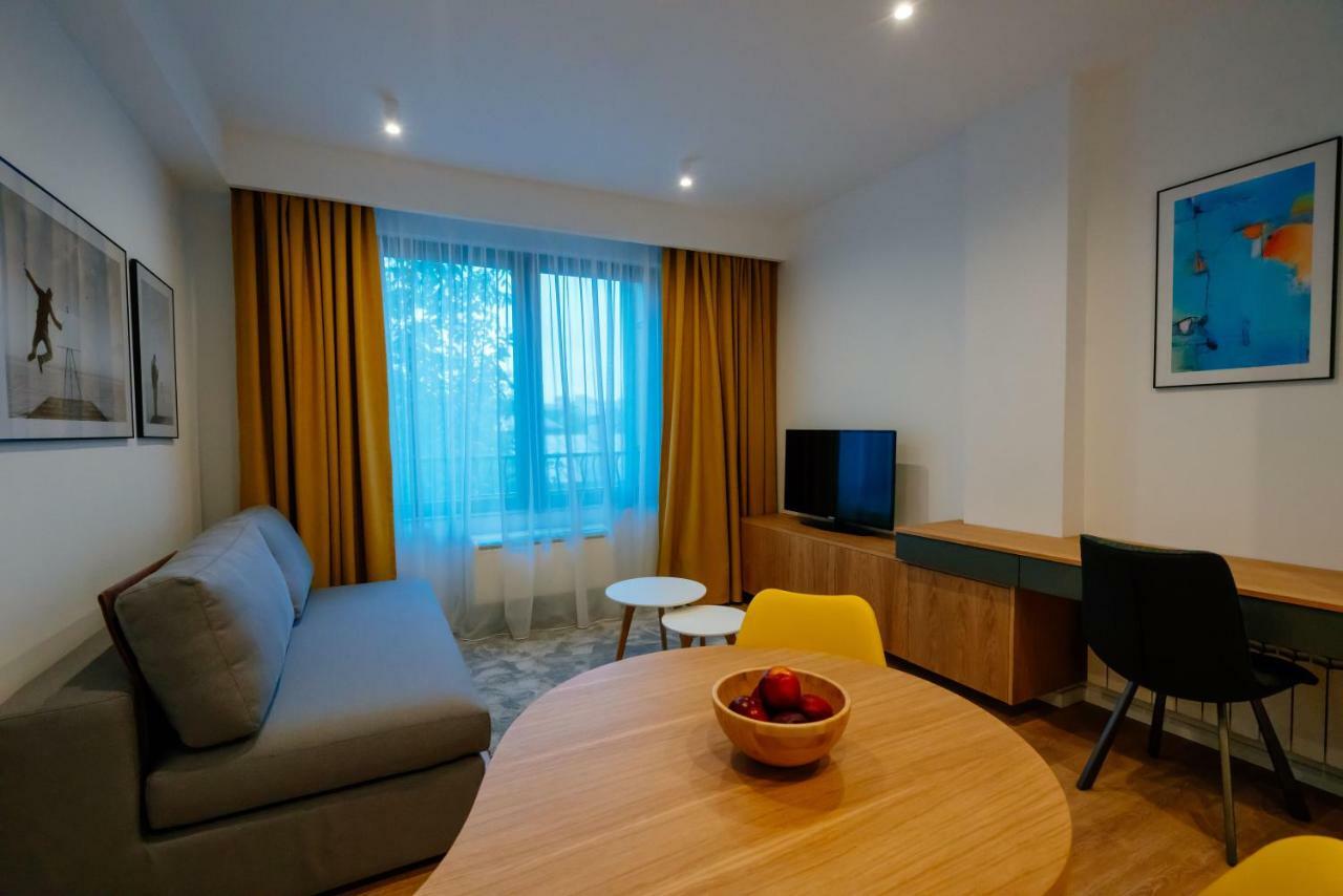 Arbans Elegant Apartment In The City Center Bukarest Exterior foto